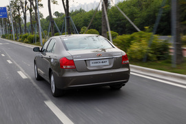 2013款吉利帝豪EC8