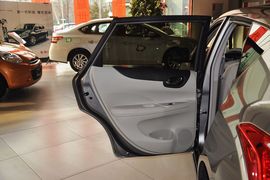2011款日产骐达1.6XE