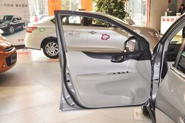 2011款日产骐达1.6XE
