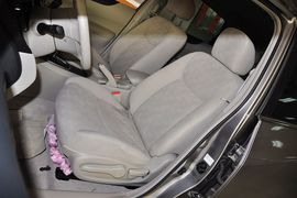 2011款日产骐达1.6XE
