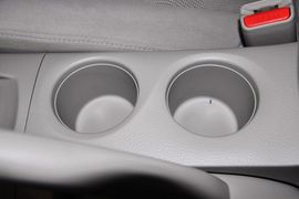2011款日产骐达1.6XE