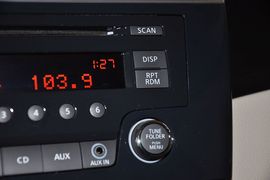 2011款日产骐达1.6XE