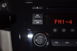 2011款日产骐达1.6XE