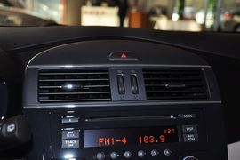 2011款日产骐达1.6XE