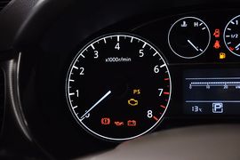 2011款日产骐达1.6XE