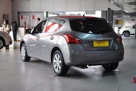 2011款日产骐达1.6XE