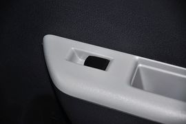 2013款长安铃木奥拓1.0L手动豪华型