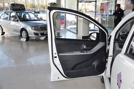 2013款长安铃木奥拓1.0L手动豪华型