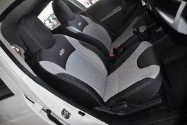2013款长安铃木奥拓1.0L手动豪华型