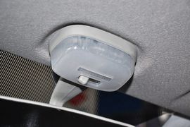 2013款长安铃木奥拓1.0L手动豪华型