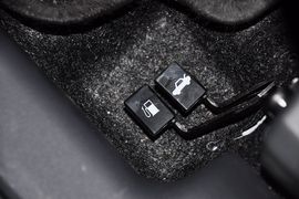 2013款长安铃木奥拓1.0L手动豪华型