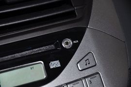 2013款长安铃木奥拓1.0L手动豪华型