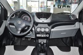 2013款长安铃木奥拓1.0L手动豪华型