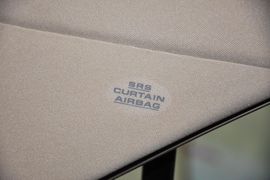 2010款丰田锐志2.5V风度菁英版