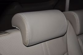 2013款起亚索兰托2.4L七座豪华版