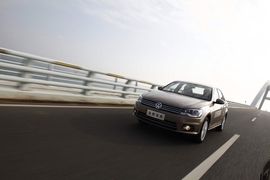 一汽大众2013款全新宝来厦门试驾