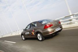 一汽大众2013款全新宝来厦门试驾