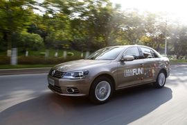 一汽大众2013款全新宝来厦门试驾