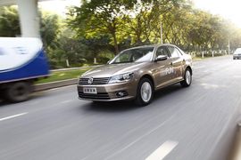 一汽大众2013款全新宝来厦门试驾