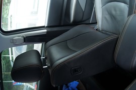 2013款海马骑士2.0L自动智能领航型实拍