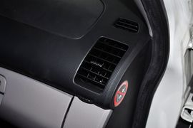 2012款三菱帕杰罗劲畅3.0L运动导航版到店实拍