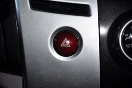 2012款三菱帕杰罗劲畅3.0L运动导航版到店实拍