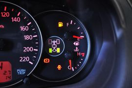 2012款三菱帕杰罗劲畅3.0L运动导航版到店实拍