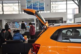 2012款大众CrossPolo