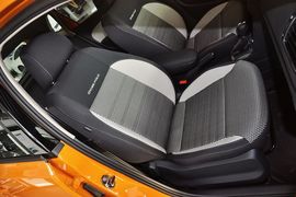 2012款大众CrossPolo