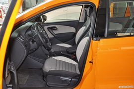 2012款大众CrossPolo