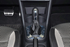 2012款大众CrossPolo