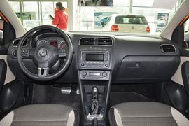 2012款大众CrossPolo