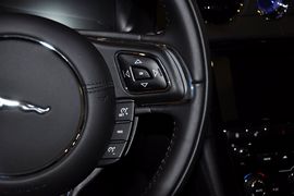 2013款捷豹XJL