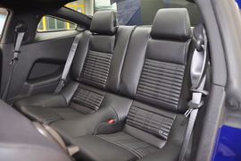 2013款福特野马Shelby
