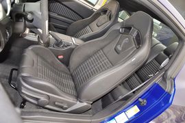 2013款福特野马Shelby