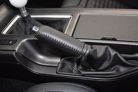 2013款福特野马Shelby
