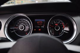 2013款福特野马Shelby