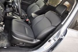 2013款斯巴鲁森林人2.0XT尊贵导航版