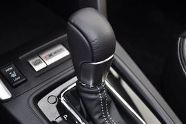 2013款斯巴鲁森林人2.0XT尊贵导航版