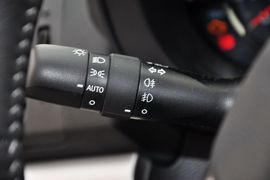 2013款斯巴鲁森林人2.0XT尊贵导航版