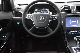 2012款北汽绅宝D系列试验样车揭秘实拍