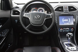 2012款北汽绅宝D系列试验样车揭秘实拍