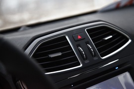 2012款北汽绅宝D系列试验样车揭秘实拍