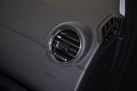 2013款东风标致3008