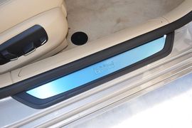 2013款宝马730Li豪华型