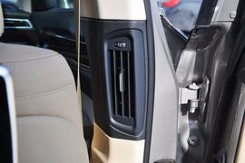 2013款宝马730Li豪华型