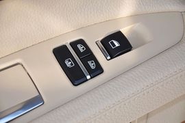 2013款宝马730Li豪华型
