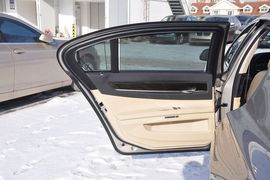2013款宝马730Li豪华型