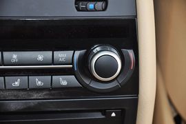 2013款宝马730Li豪华型