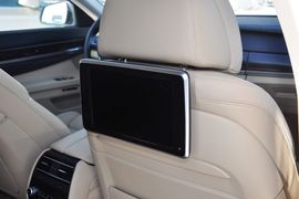 2013款宝马730Li豪华型